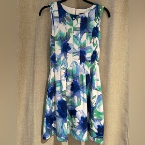 Vince Camuto Women’s Floral Blue and Green Dress